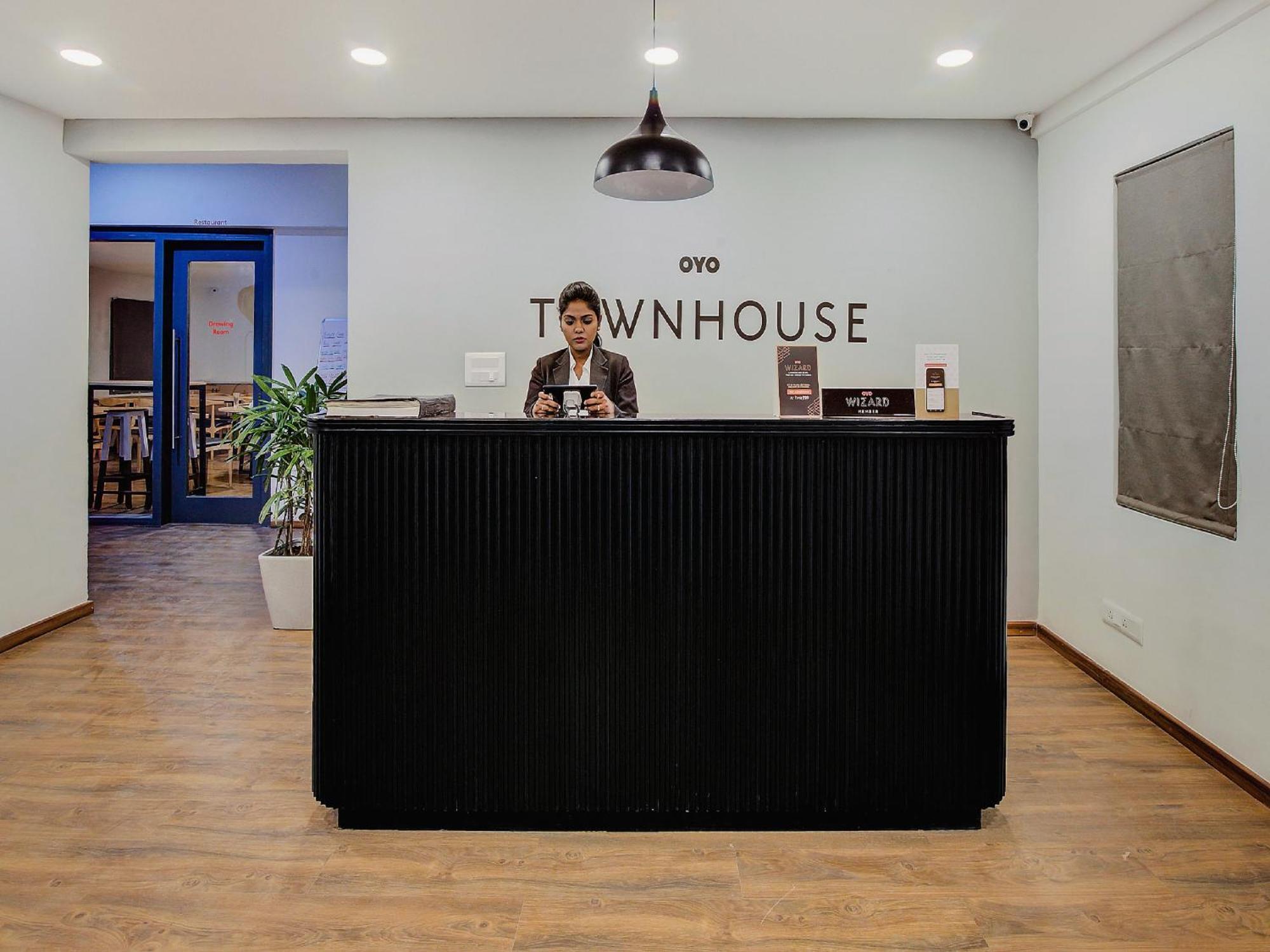Townhouse Mumfordganj - High Court Prayagraj Hotell Exteriör bild