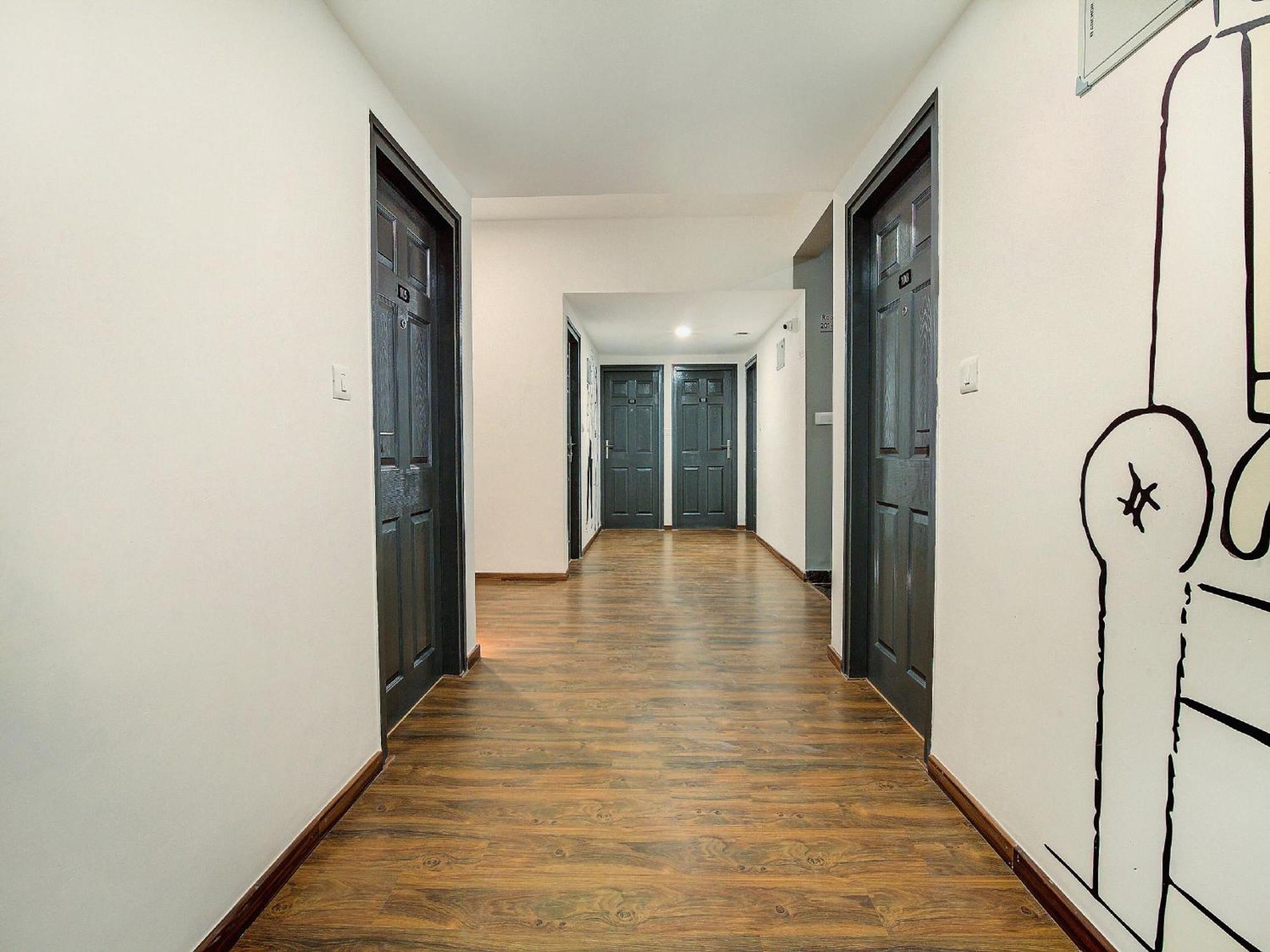 Townhouse Mumfordganj - High Court Prayagraj Hotell Exteriör bild