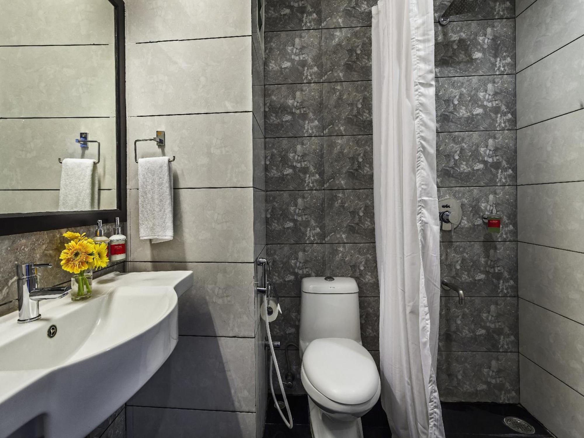 Townhouse Mumfordganj - High Court Prayagraj Hotell Exteriör bild